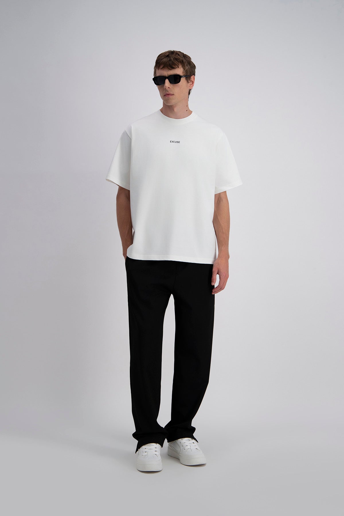 T-SHIRT OVERSIZE EXCUSE - WHITE