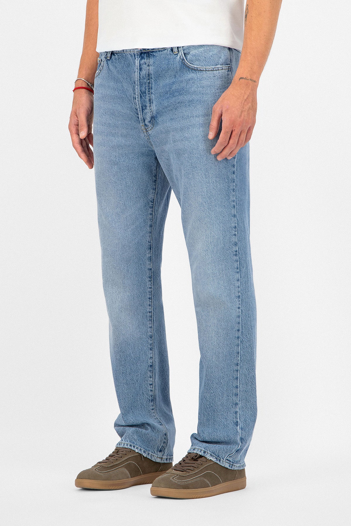 DENIM STRAIGHT FIT - WASHED BLUE