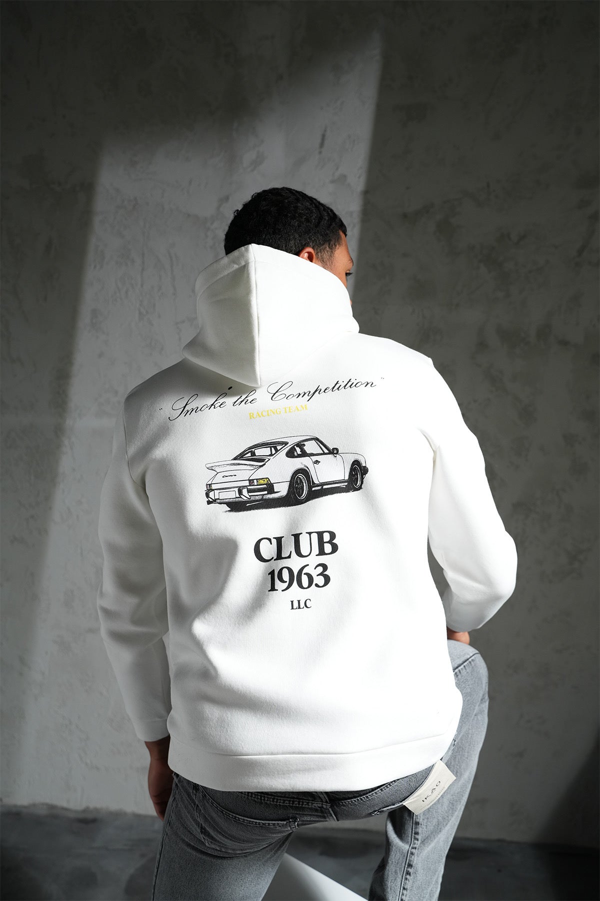 SWEAT A CAPUCHE IMPRIMÉ