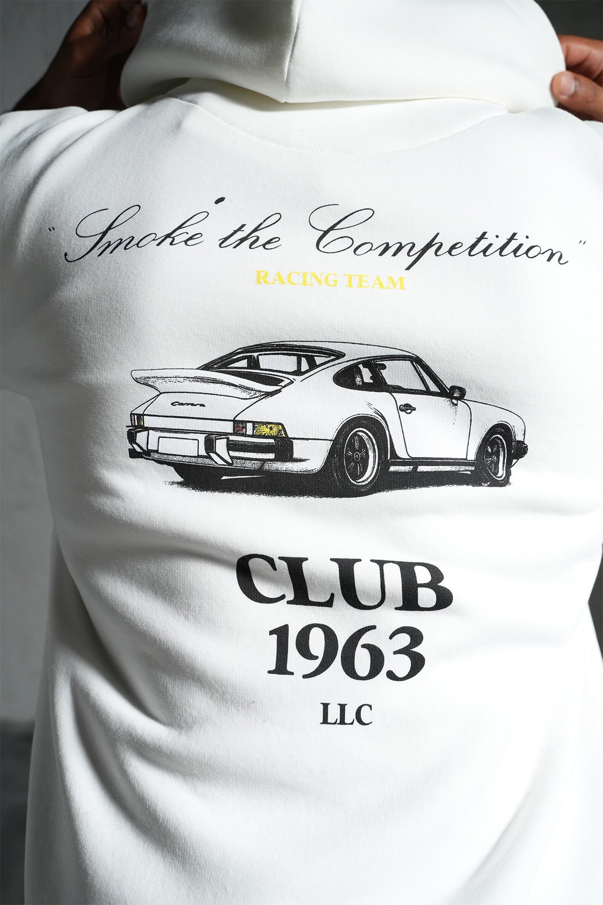 SWEAT A CAPUCHE IMPRIMÉ