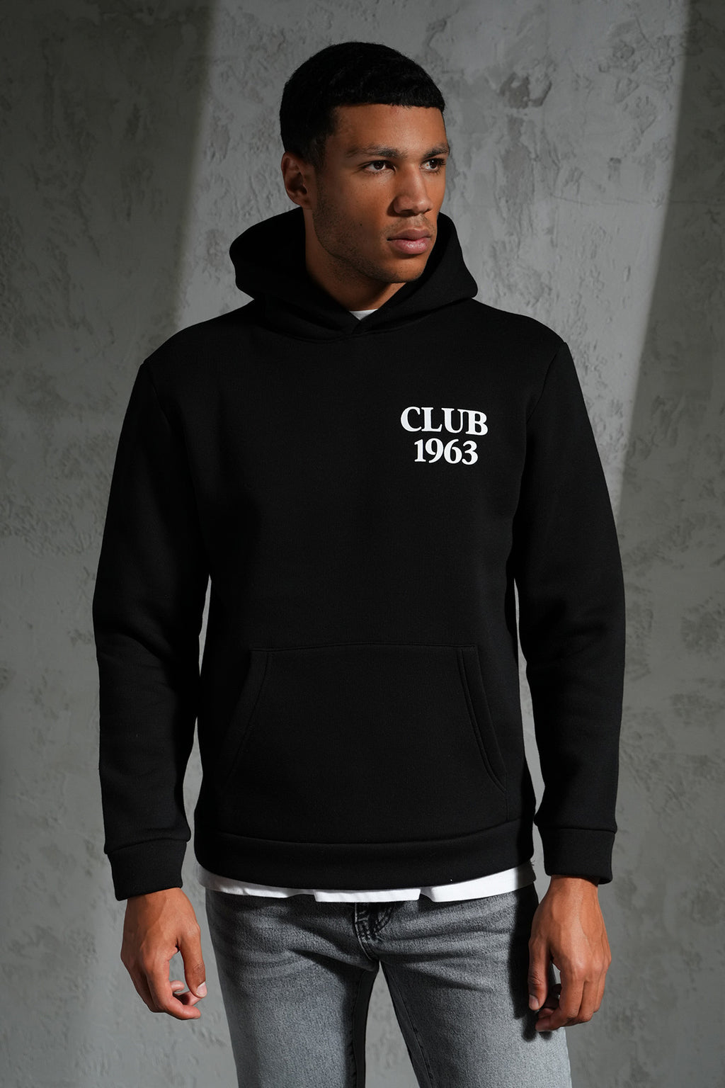 SWEAT A CAPUCHE IMPRIMÉ