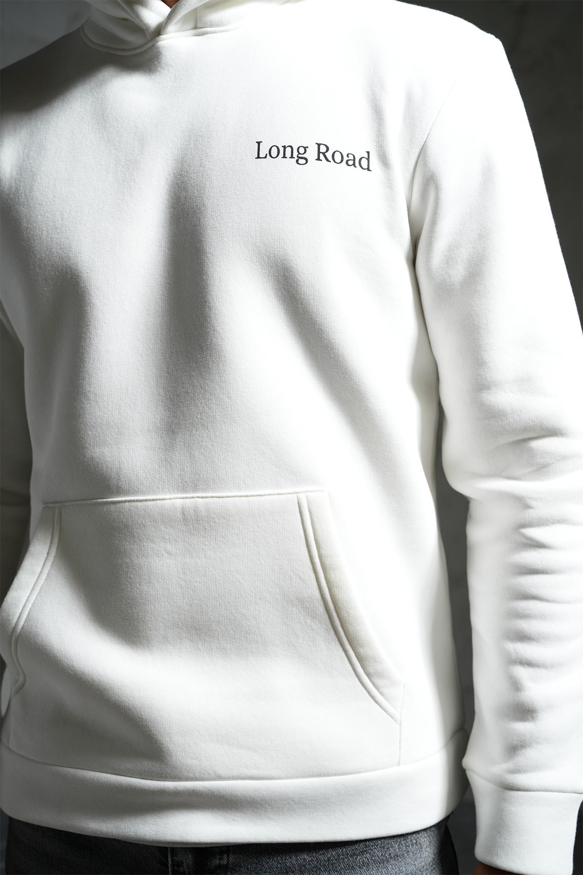 SWEAT A CAPUCHE IMPRIMÉ