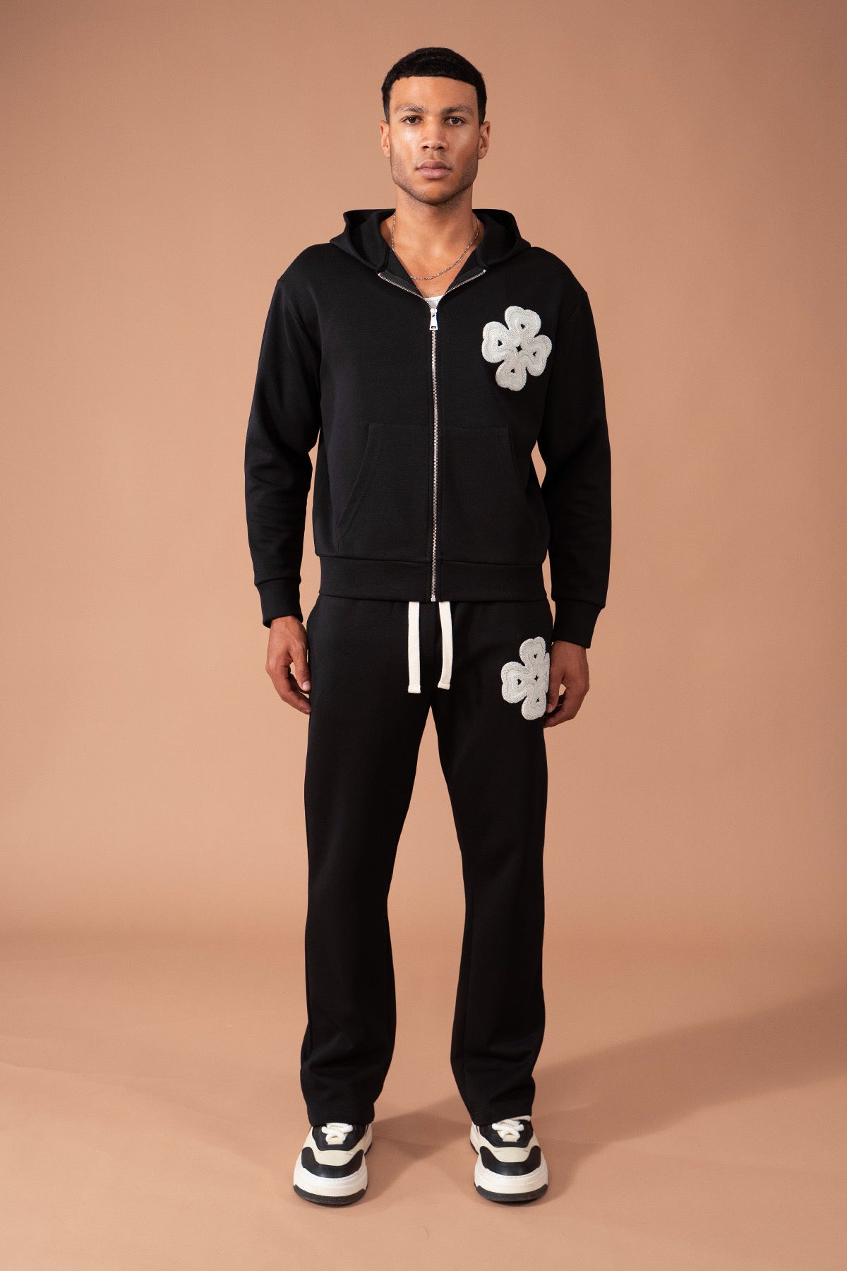 ENSEMBLE ESSENTIEL WINTER BRODÉ