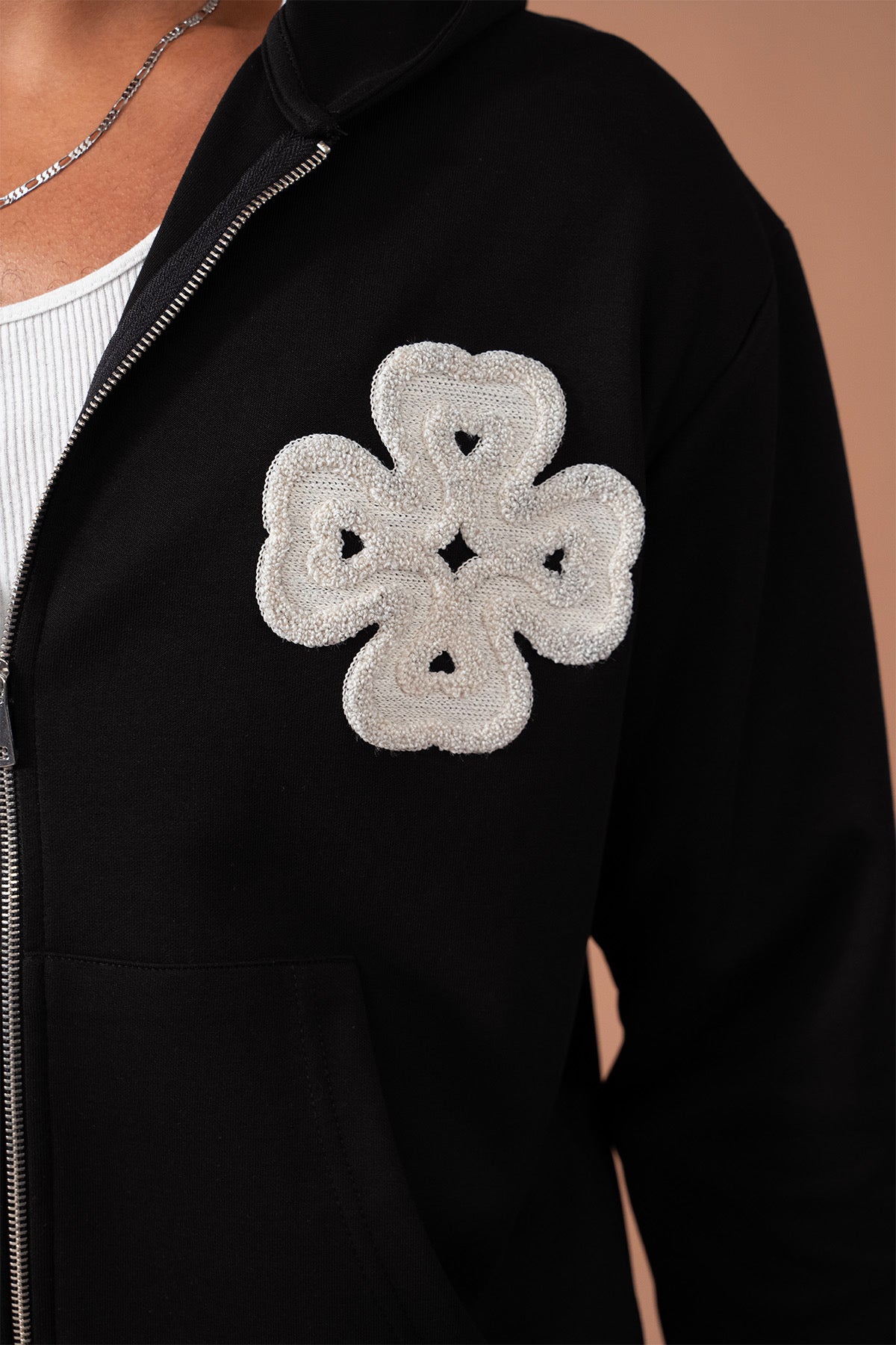 ENSEMBLE ESSENTIEL WINTER BRODÉ