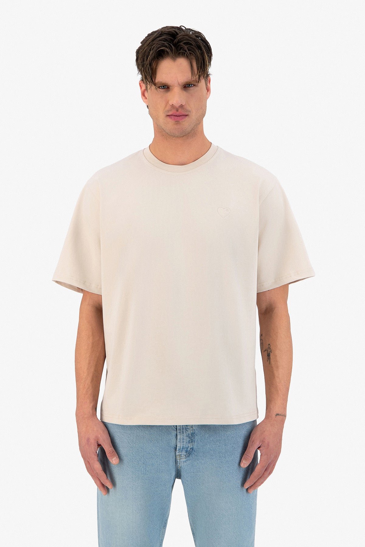 T-SHIRT CŒUR BRODÉ