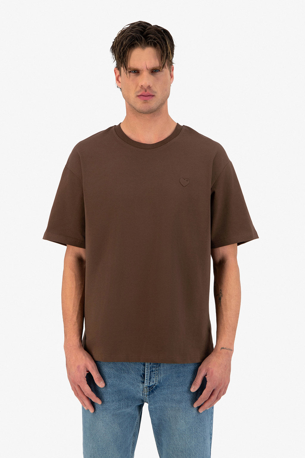 T-SHIRT CŒUR BRODÉ